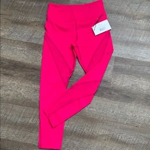 NWT Zyia Fushsia Light n Tight